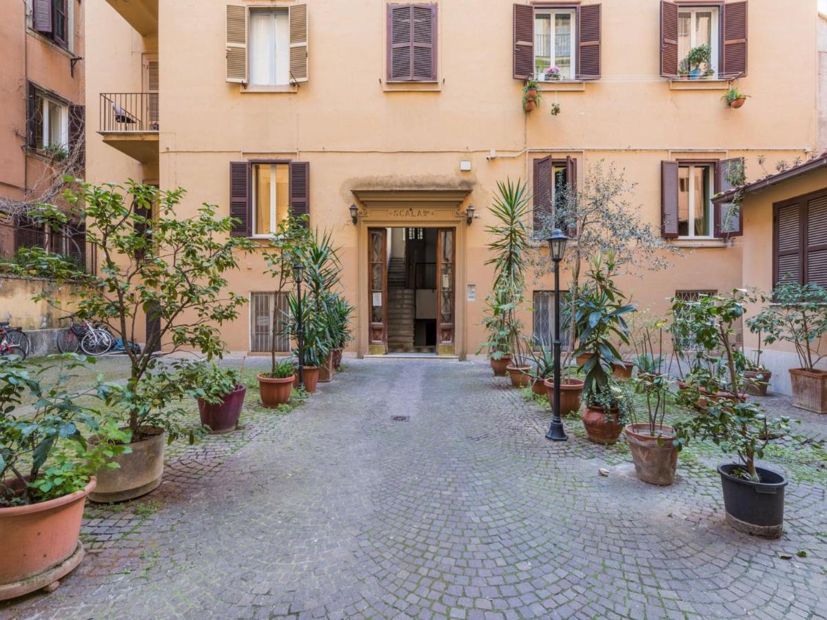 The Best Rent - Elegant Flat Near Colosseum Рим Экстерьер фото