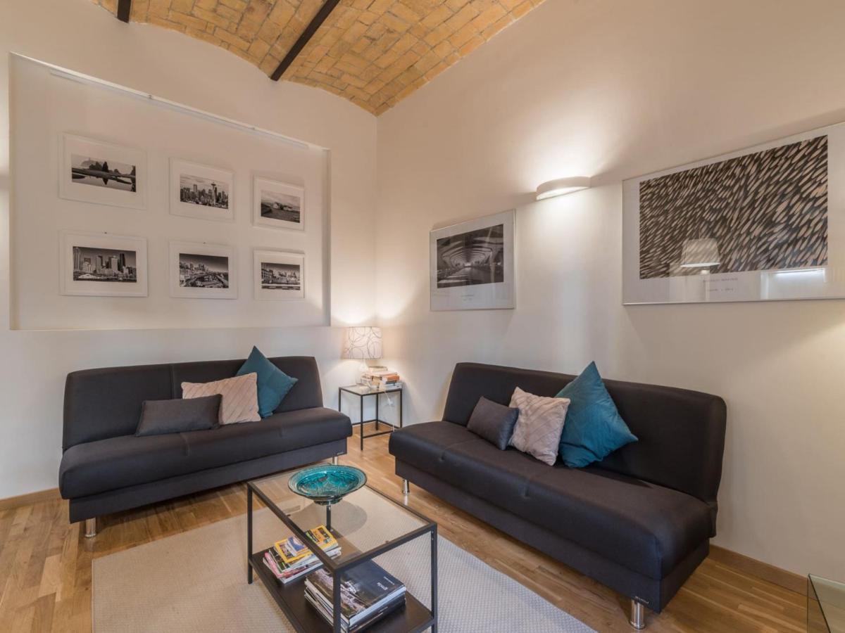 The Best Rent - Elegant Flat Near Colosseum Рим Экстерьер фото