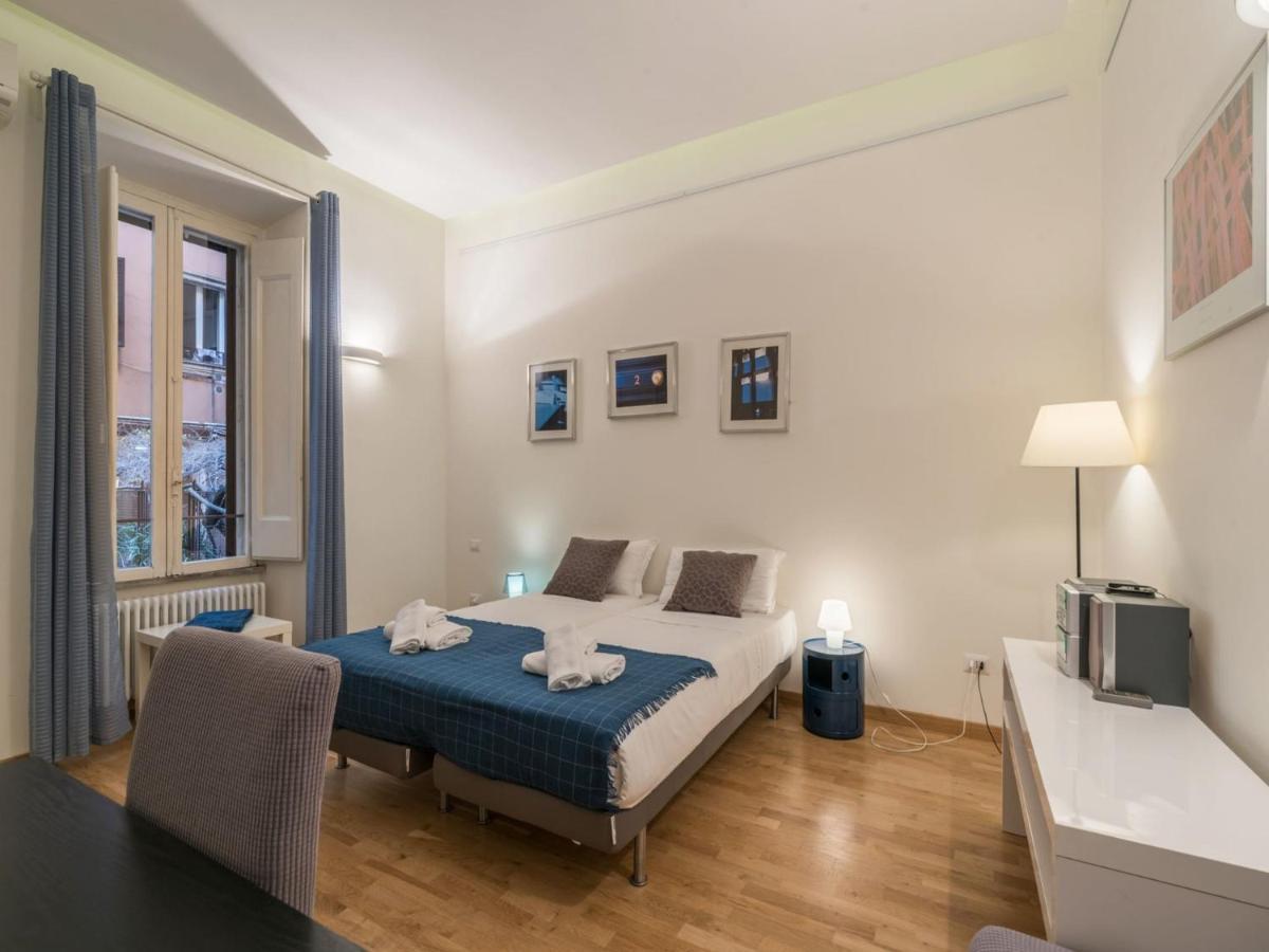 The Best Rent - Elegant Flat Near Colosseum Рим Экстерьер фото